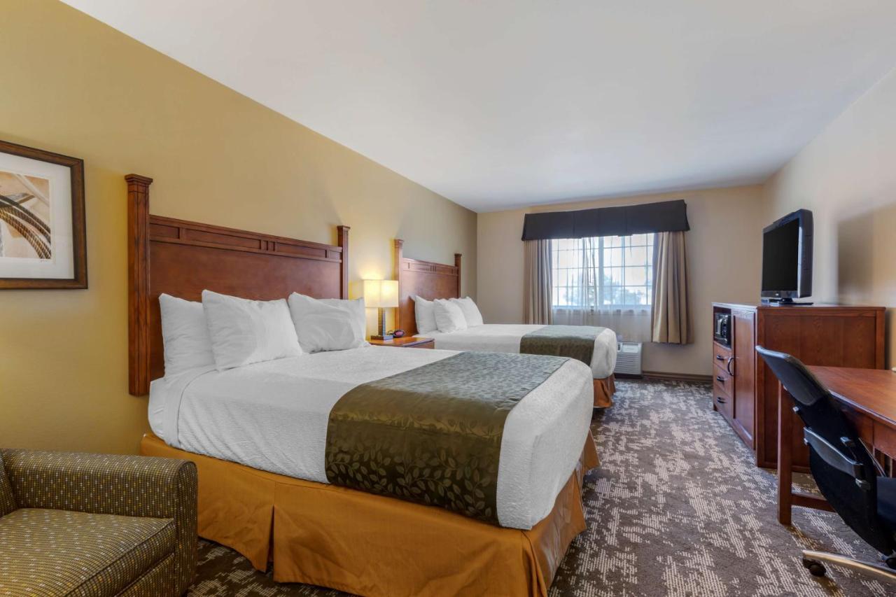 Best Western Plus Red River Hotel Clarendon